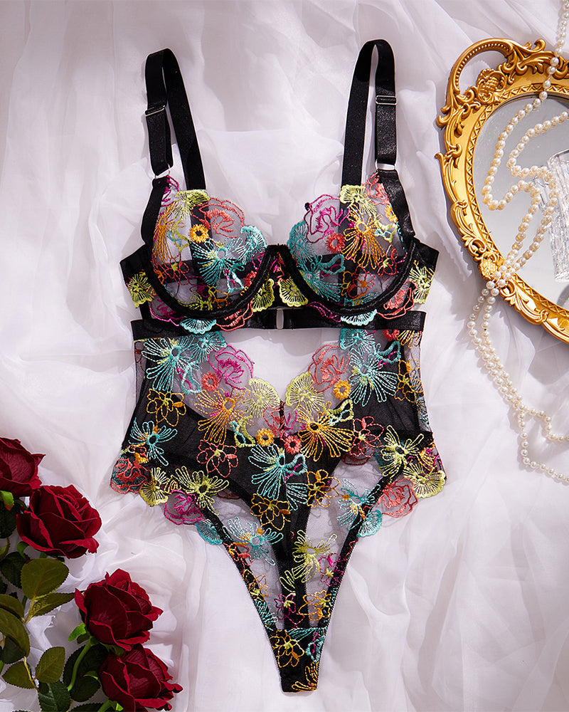 Maison La Veine™ | Ensemble de Lingerie en Mesh Élégant avec Broderie Florale & Détails Découpés