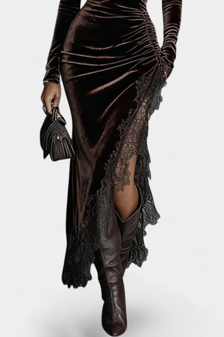 Mylène Robe Longue en Velours à Ourlet Dentelle Asymétrique