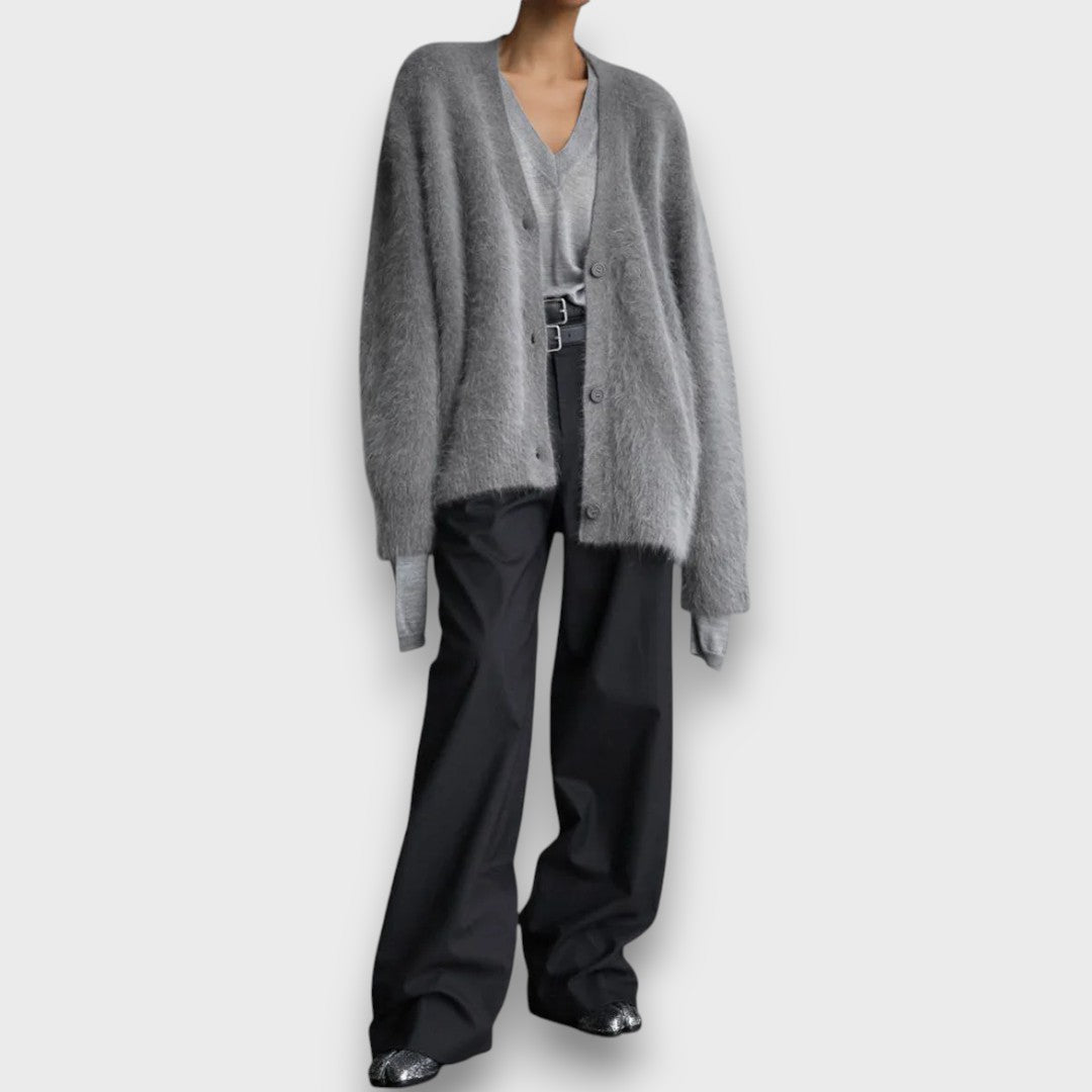 Maison La Veine™ | Cardigan Doux à Coupe Classique