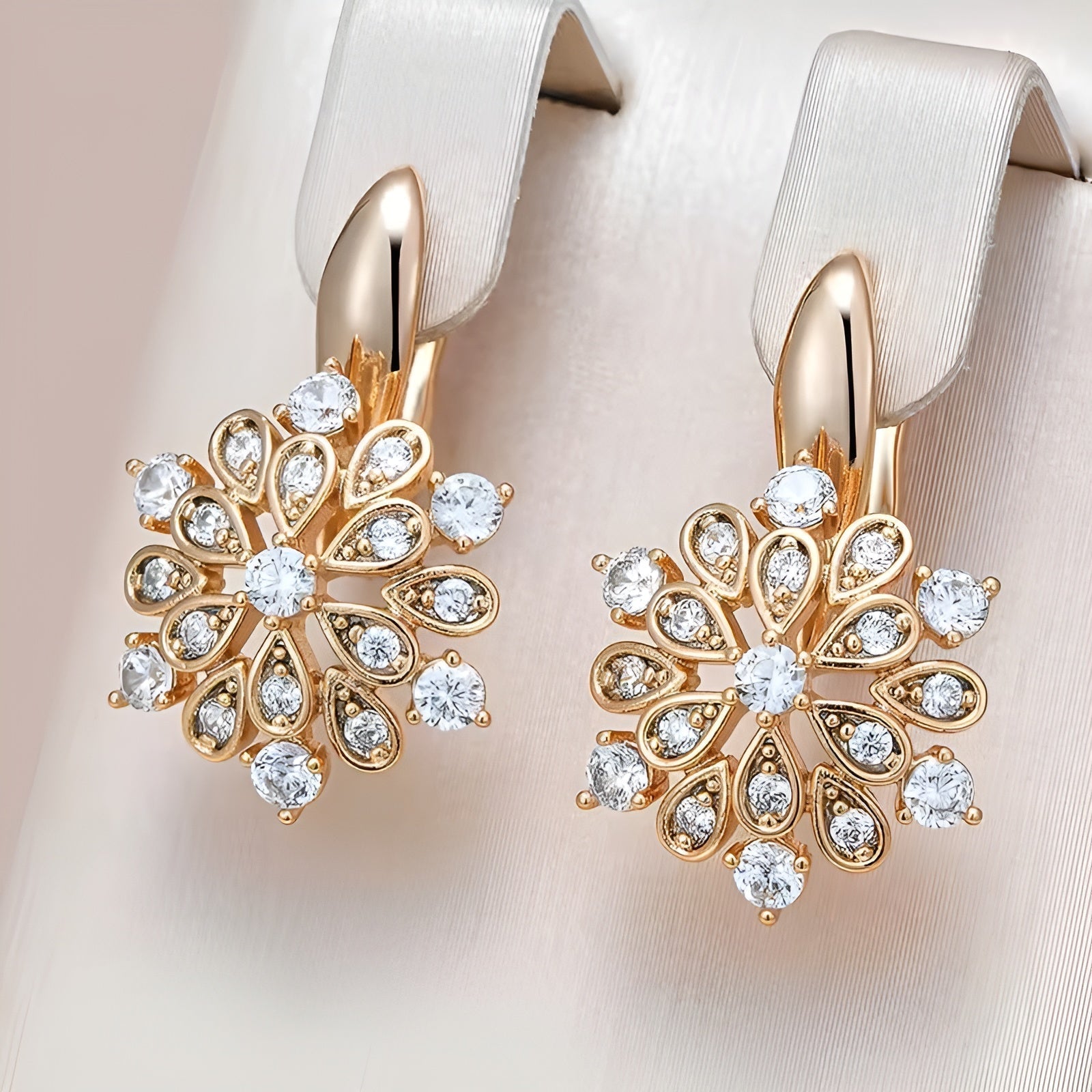 Maison La Veine™ | Boucles Cristal Dorées