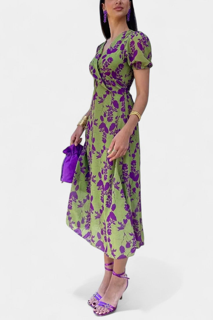 Elara Robe Fluide à Taille Nouée et Imprimé Floral