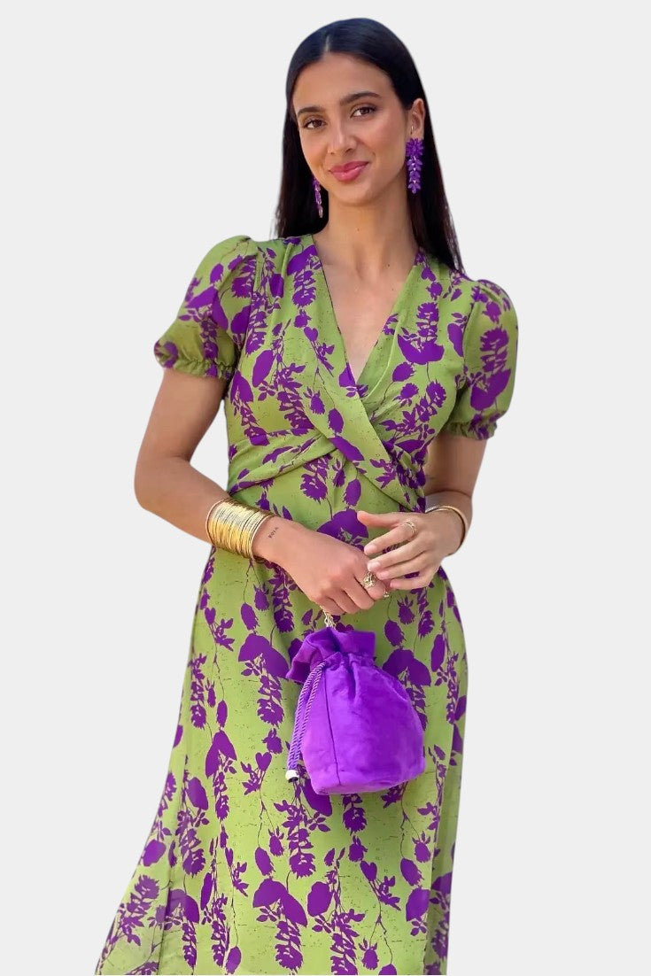 Elara Robe Fluide à Taille Nouée et Imprimé Floral