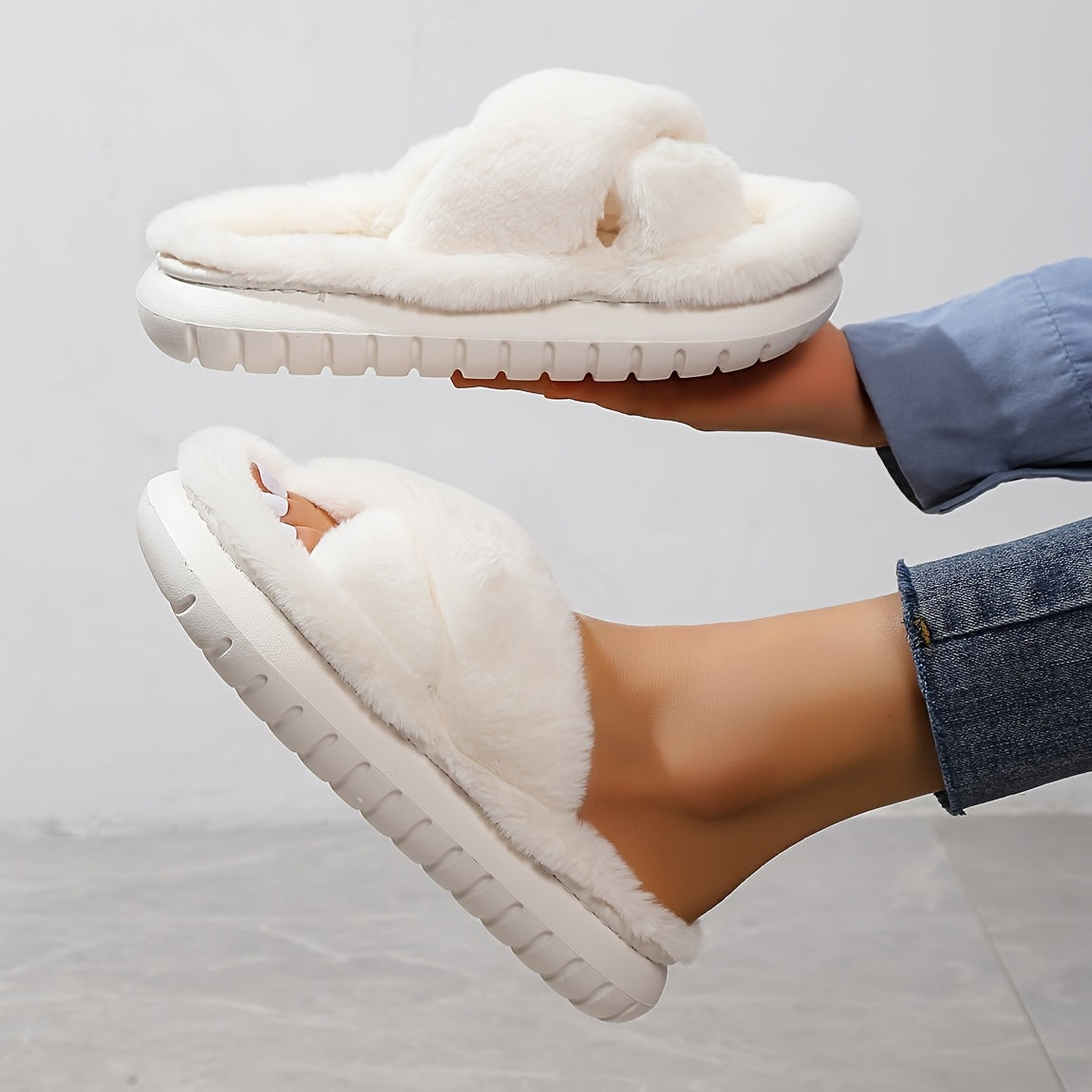 Maison La Veine™ | Chaussons ouverts en laine