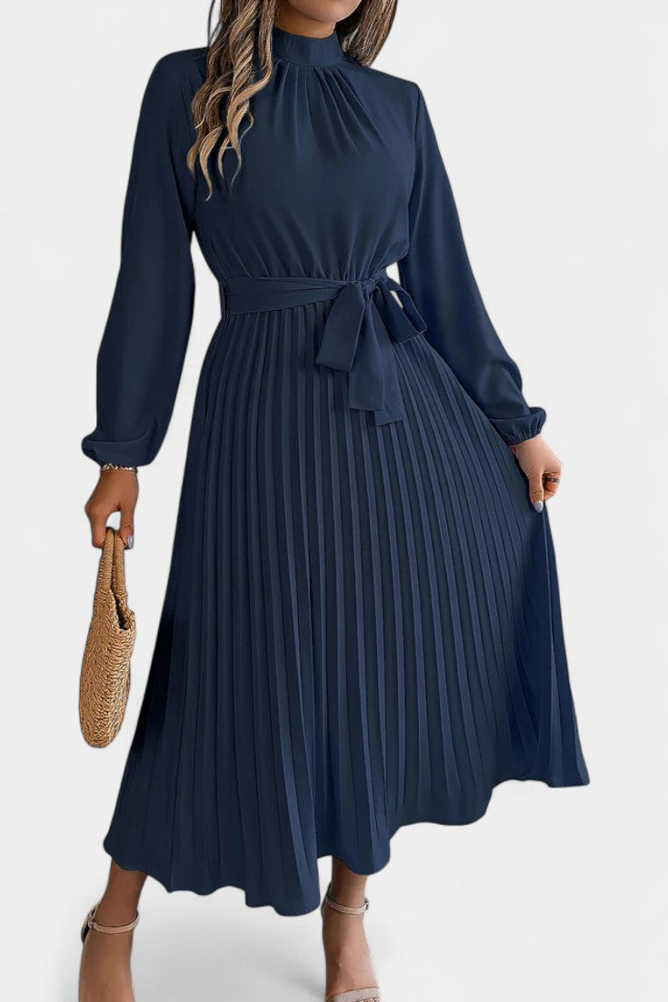 Morgane Robe Plissée à Col Montant Froncé et Taille Nouée