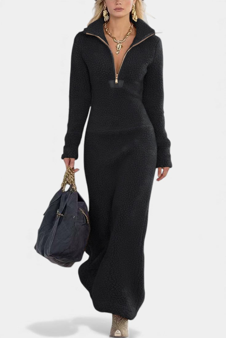 Henriette Robe Slim-Fit en Fleece avec Zip Avant