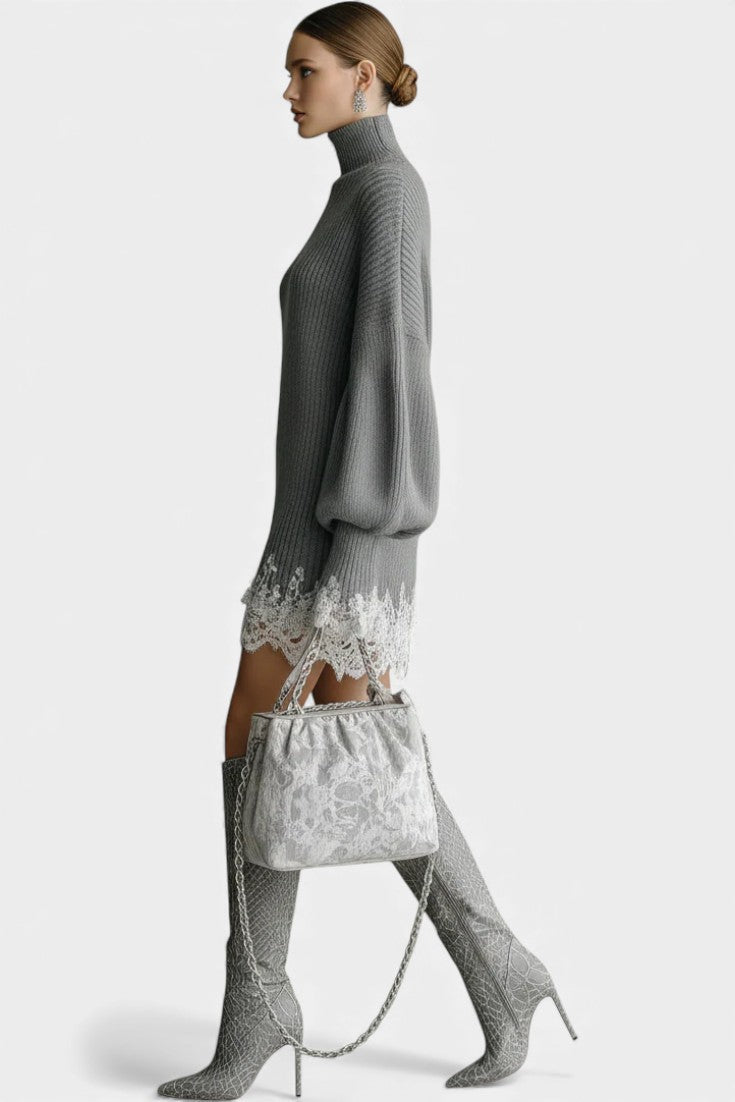 Savine Robe Mini en Tricot Gris à Col Roulé et Dentelle Blanche
