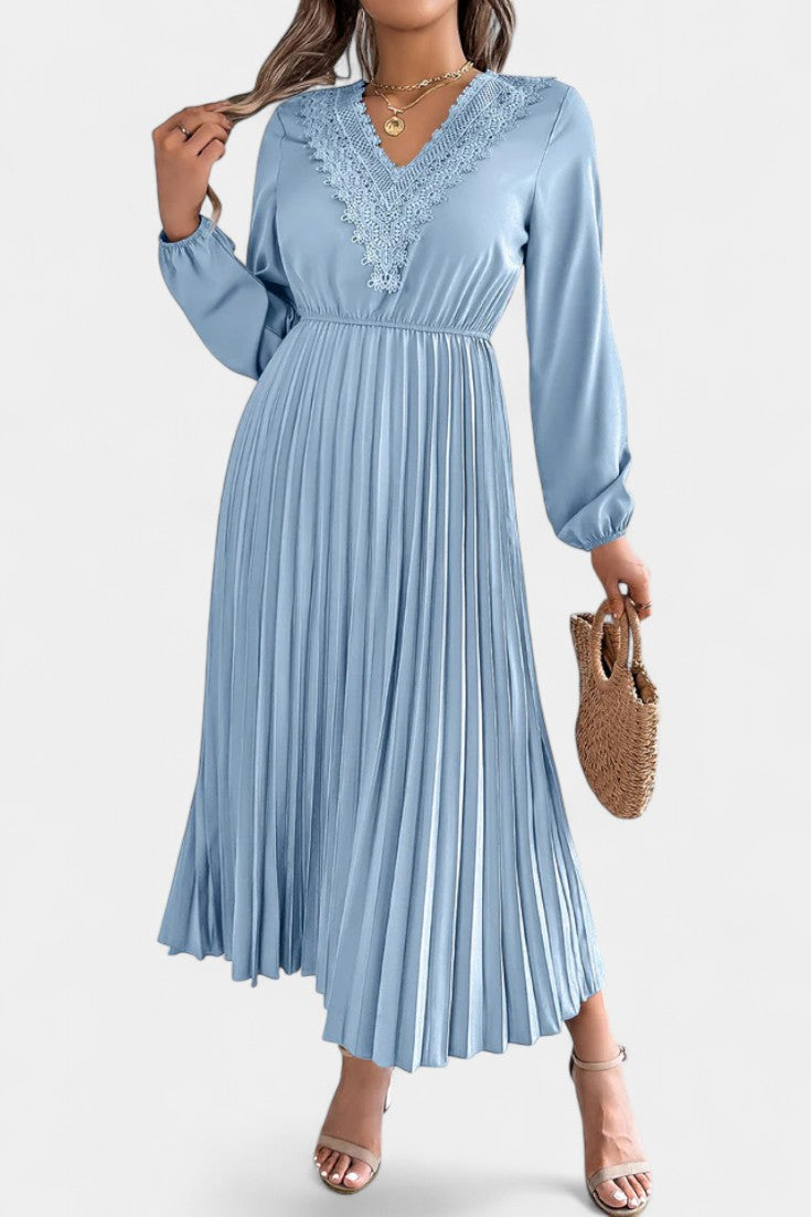 Séverine Robe Plissée en Dentelle à Manches Longues Bouffantes et Encolure en V
