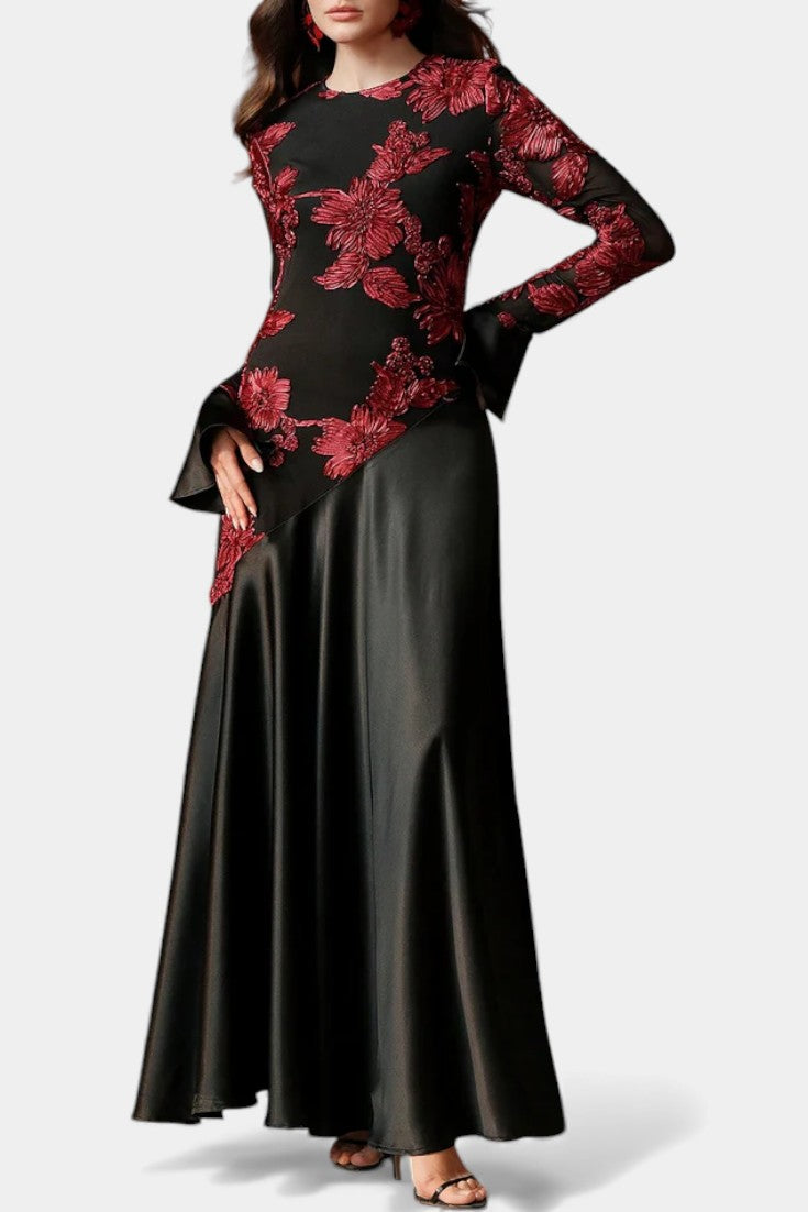 Sarah Robe Longue en Satin à Patchwork Floral et Manches Longues