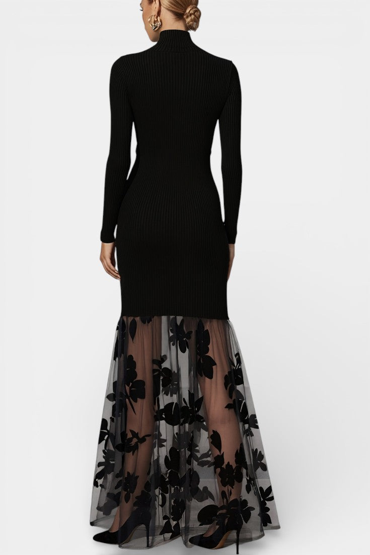 Renae Robe Longue Trapèze Noire à Col Montant et Manches Florales