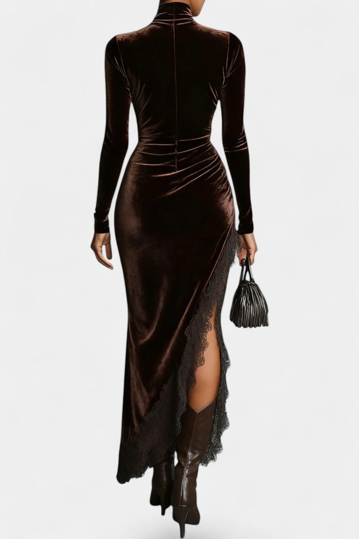 Mylène Robe Longue en Velours à Ourlet Dentelle Asymétrique