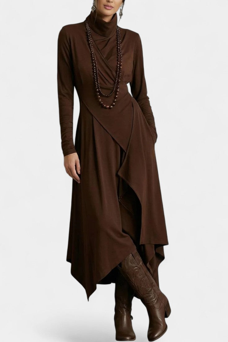 Ébeline Robe Longue Irrégulière à Col Montant d’Inspiration Gothique et Bohème