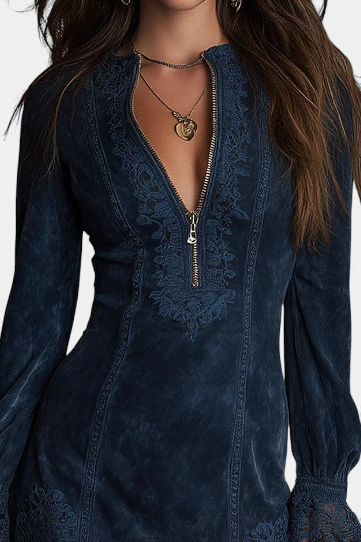Vivencia Robe Mini Ajustée Bleue à Dentelle Raffinée
