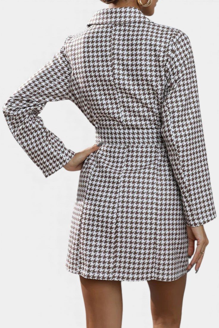 Maddy Robe Tailleur à Carreaux Pied-de-Poule avec Revers et Ceinture