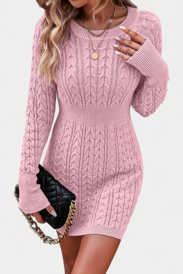 Valérie Robe Pull Ajustée à Maille Torsadée et Col Rond