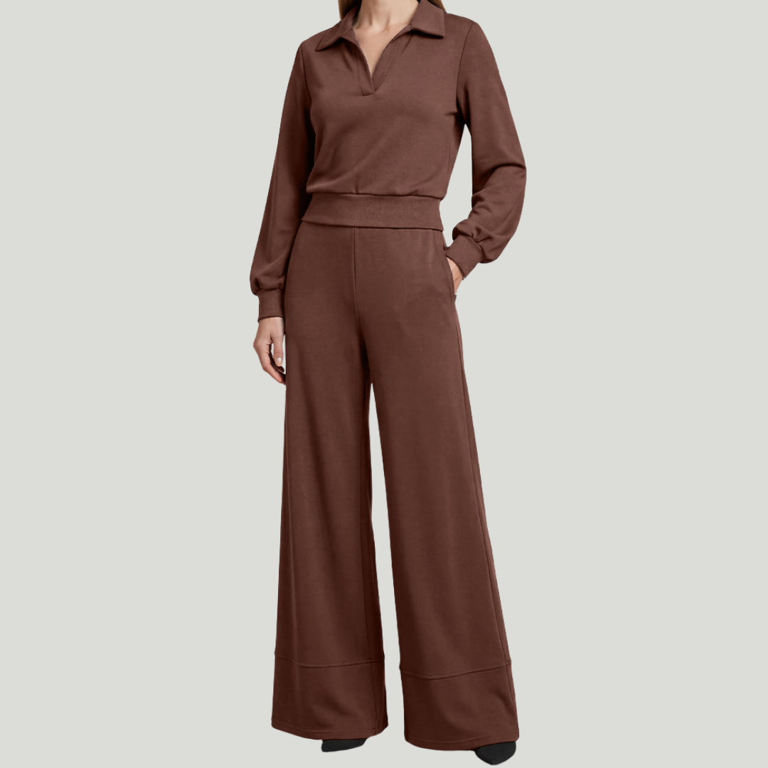 Amalia | Costume femme avec chemisier à revers et pantalon large