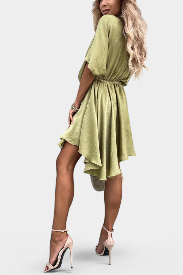 Alexandra Robe Classique à Silhouette Intemporelle et Coupe Flatteuse