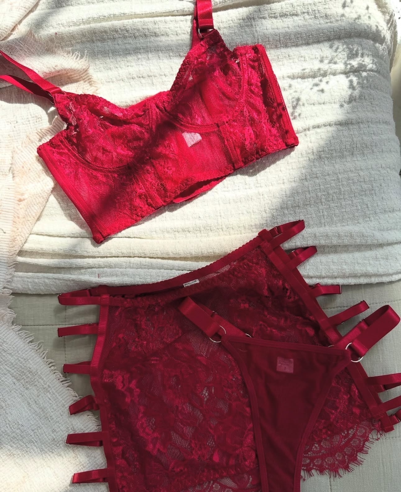Maison La Veine™ | Ensemble Lingerie Rouge Désir