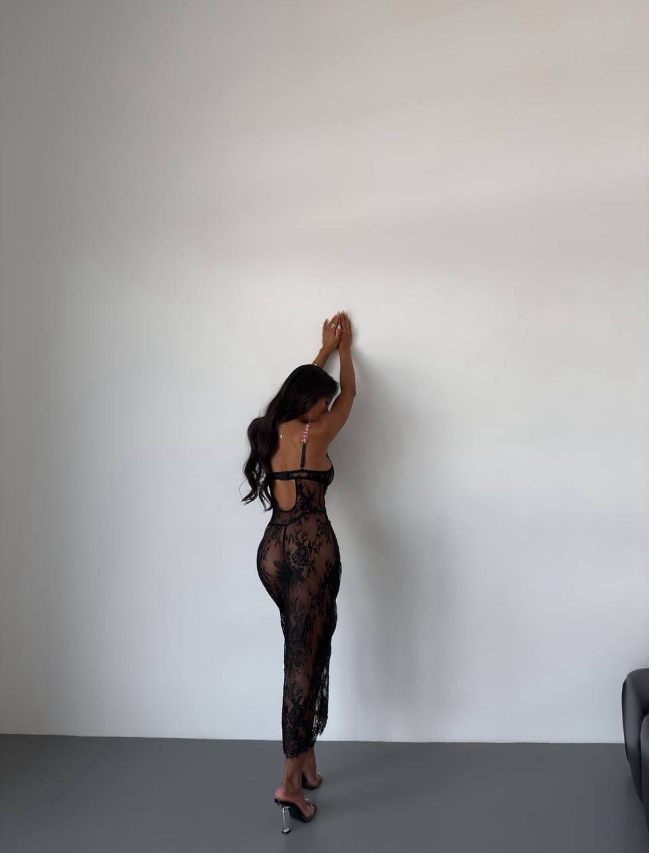 Maison La Veine™ | Robe de nuit transparente Pétales de Minuit