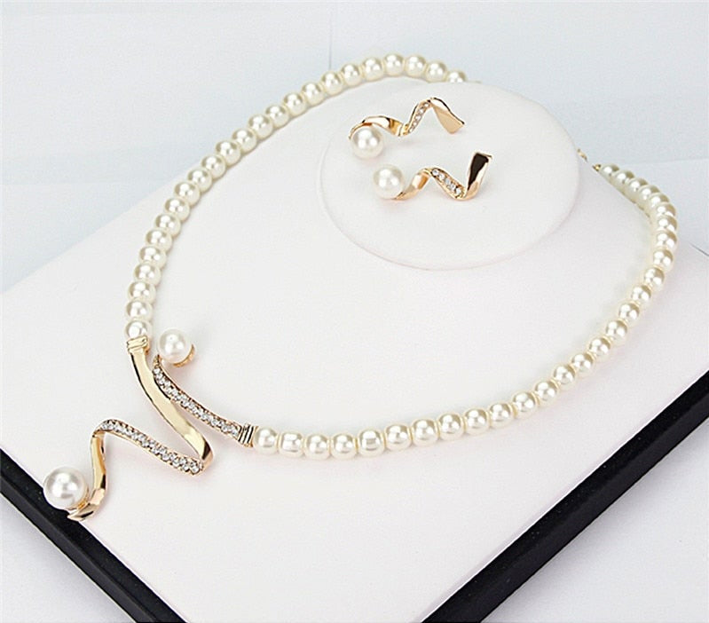 Maison La Veine™ | Collier & Boucles Perles