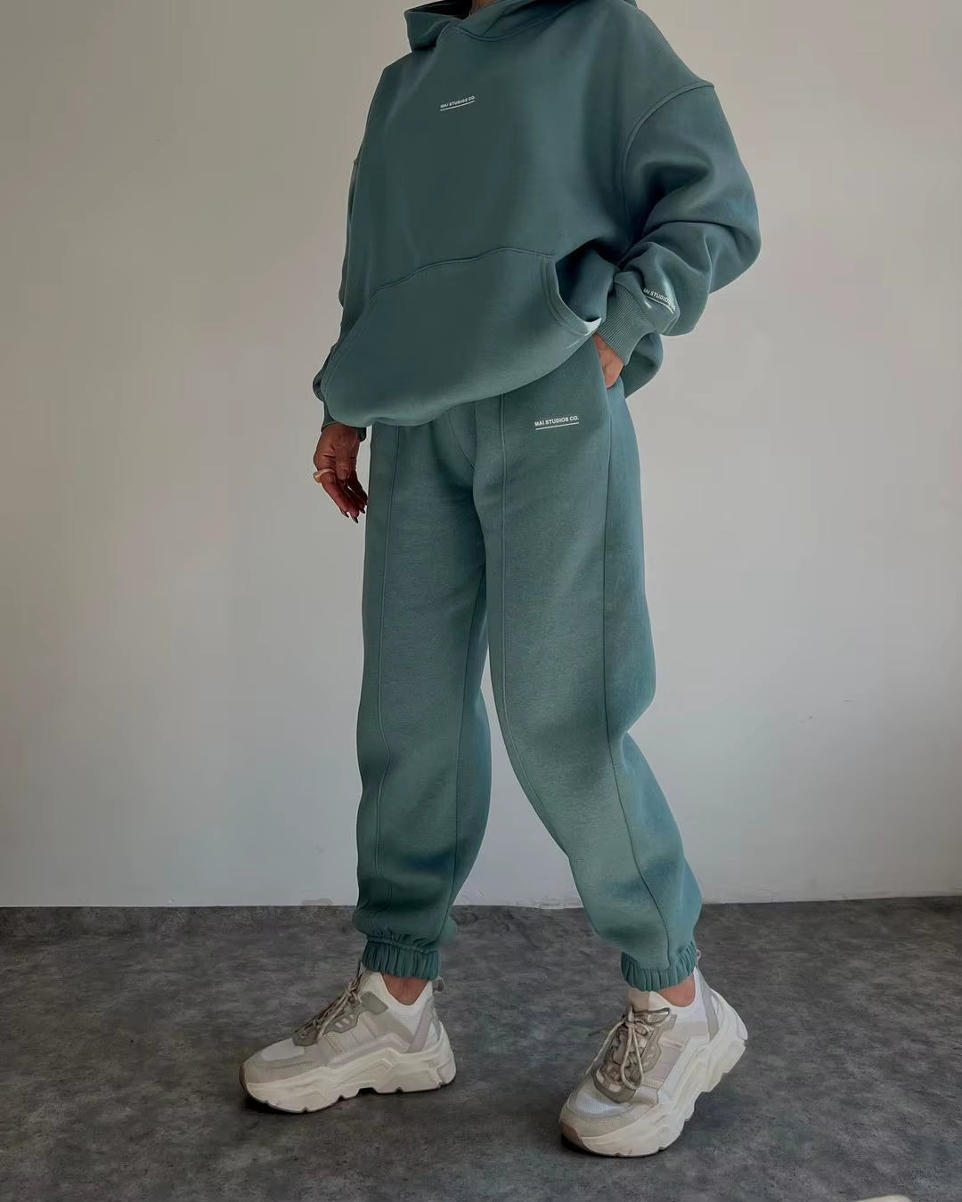 Urban | Pantalon oversize à capuche