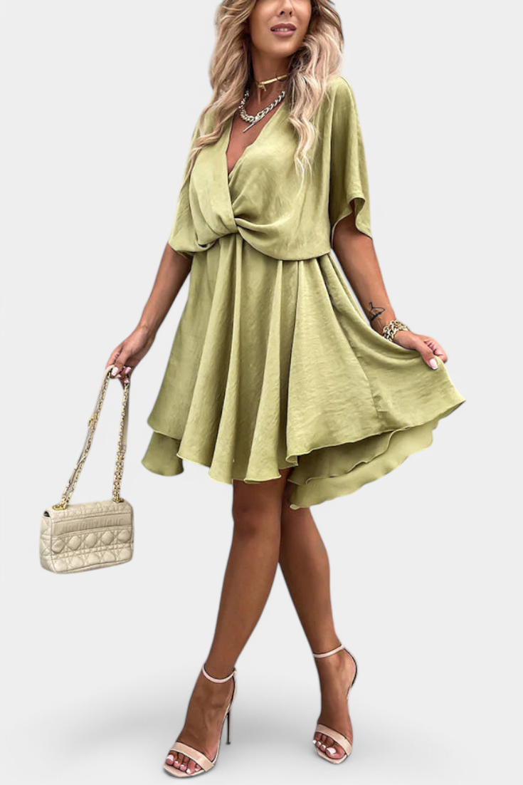Alexandra Robe Classique à Silhouette Intemporelle et Coupe Flatteuse