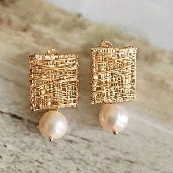 Maison La Veine™ | Boucles Vintage Carrées