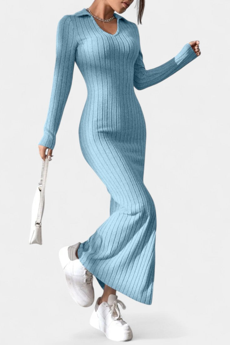 Élidia Robe Maxi Fendue à Col en V et Silhouette Ajustée