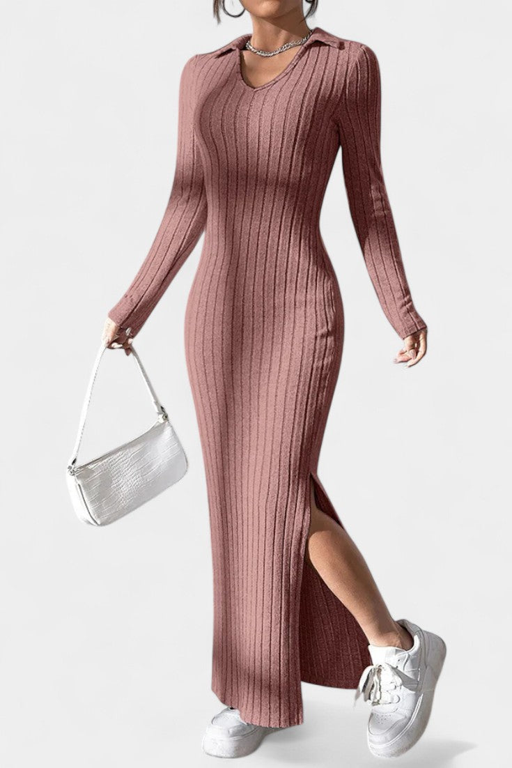 Élidia Robe Maxi Fendue à Col en V et Silhouette Ajustée