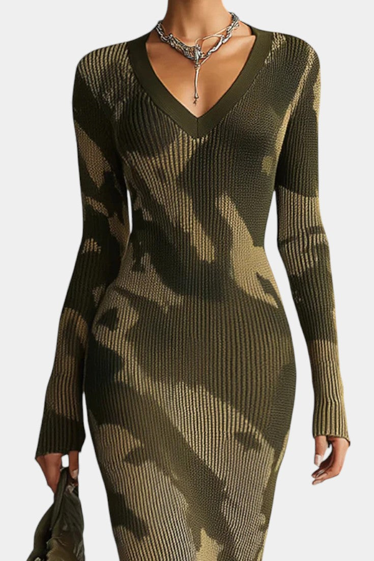 Neele Robe Midi Texturée Camouflage Olive à Franges & Col V