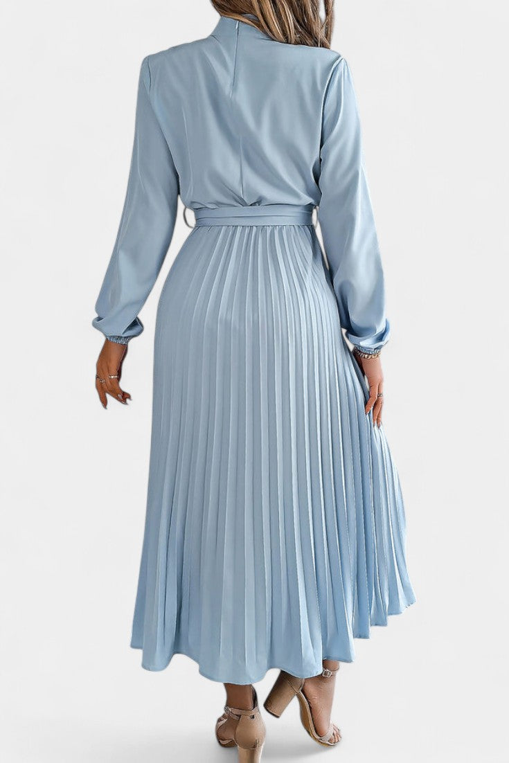 Morgane Robe Plissée à Col Montant Froncé et Taille Nouée