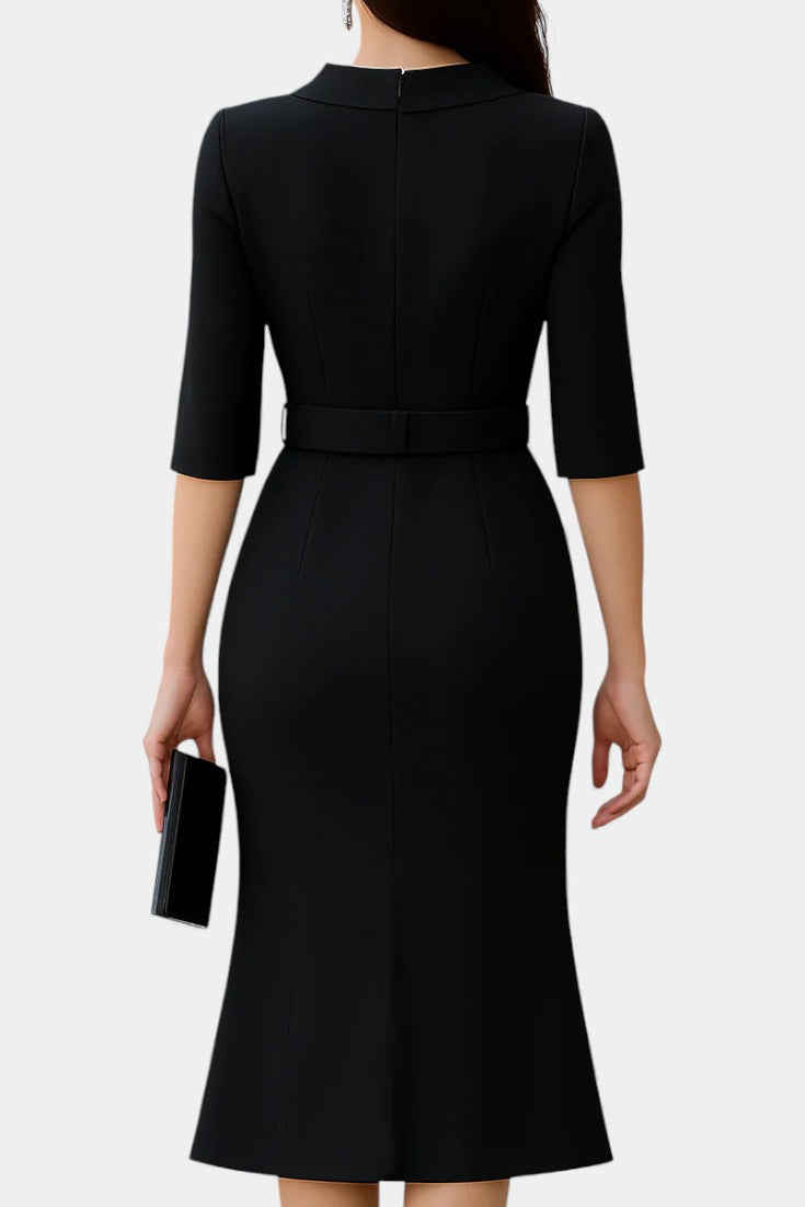 Diora Robe Midi Noire Élégante à Ceinture et Manches Fendues
