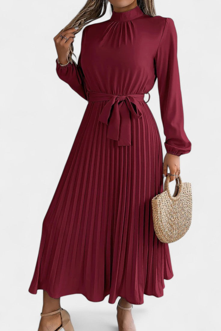 Morgane Robe Plissée à Col Montant Froncé et Taille Nouée