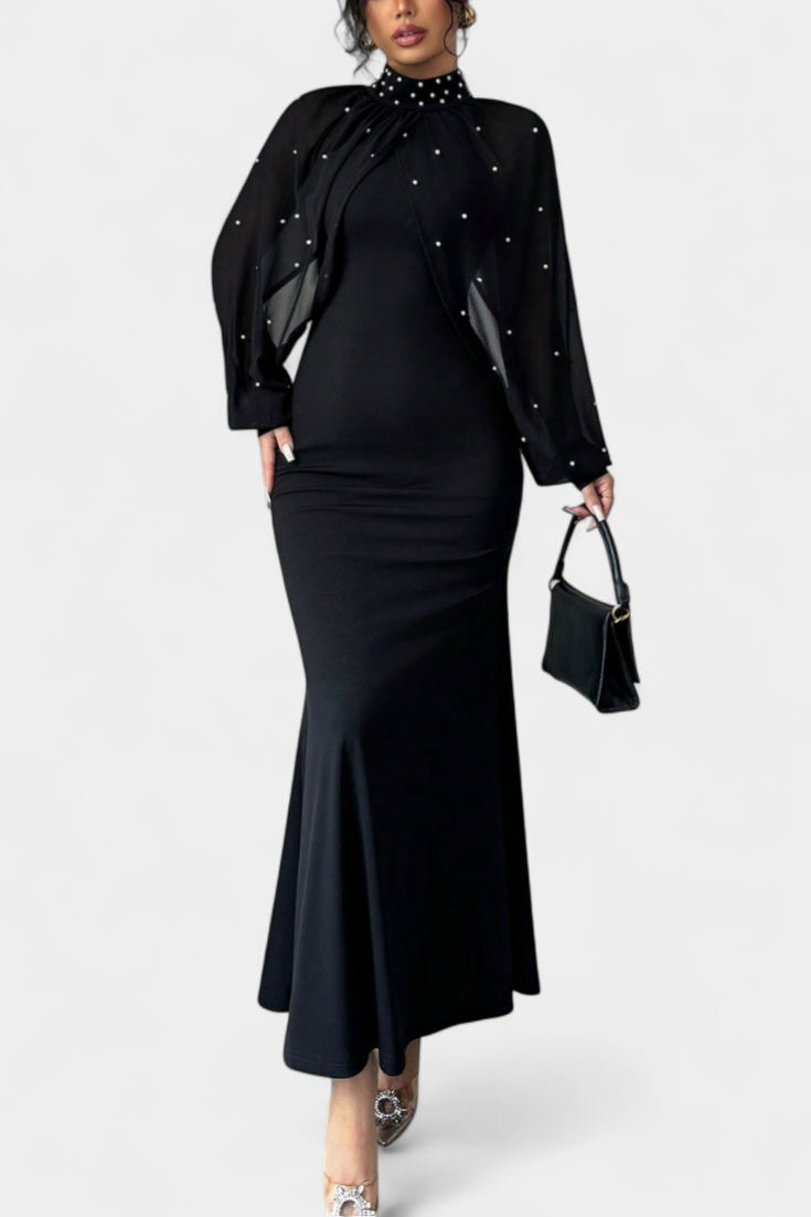 Atenea Robe Halter en Maille Perlée à Silhouette Ajustée