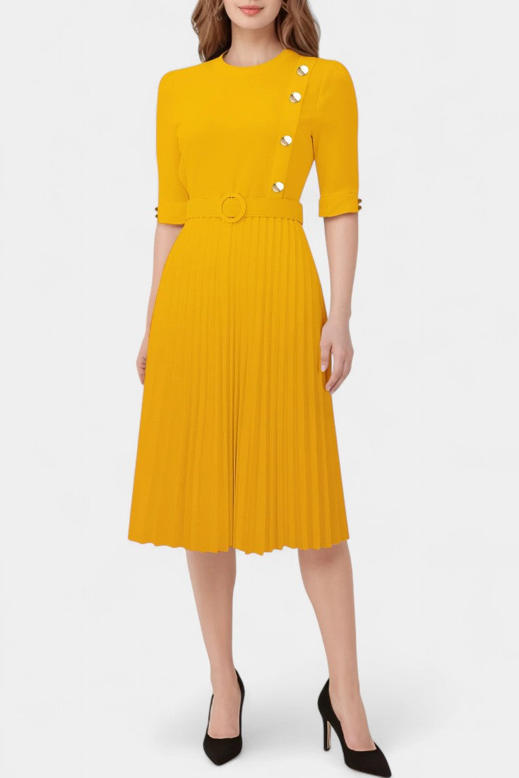 Zandie Robe Plissée Élégante à Boutons Décoratifs