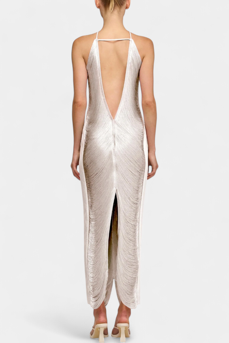 Jianna Robe Halter à Franges Dorées et Dos Nu Sophistiqué