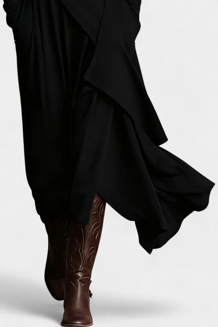 Ébeline Robe Longue Irrégulière à Col Montant d’Inspiration Gothique et Bohème