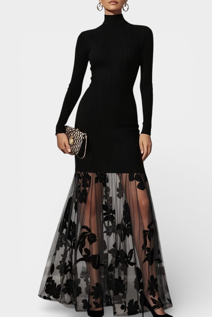 Renae Robe Longue Trapèze Noire à Col Montant et Manches Florales
