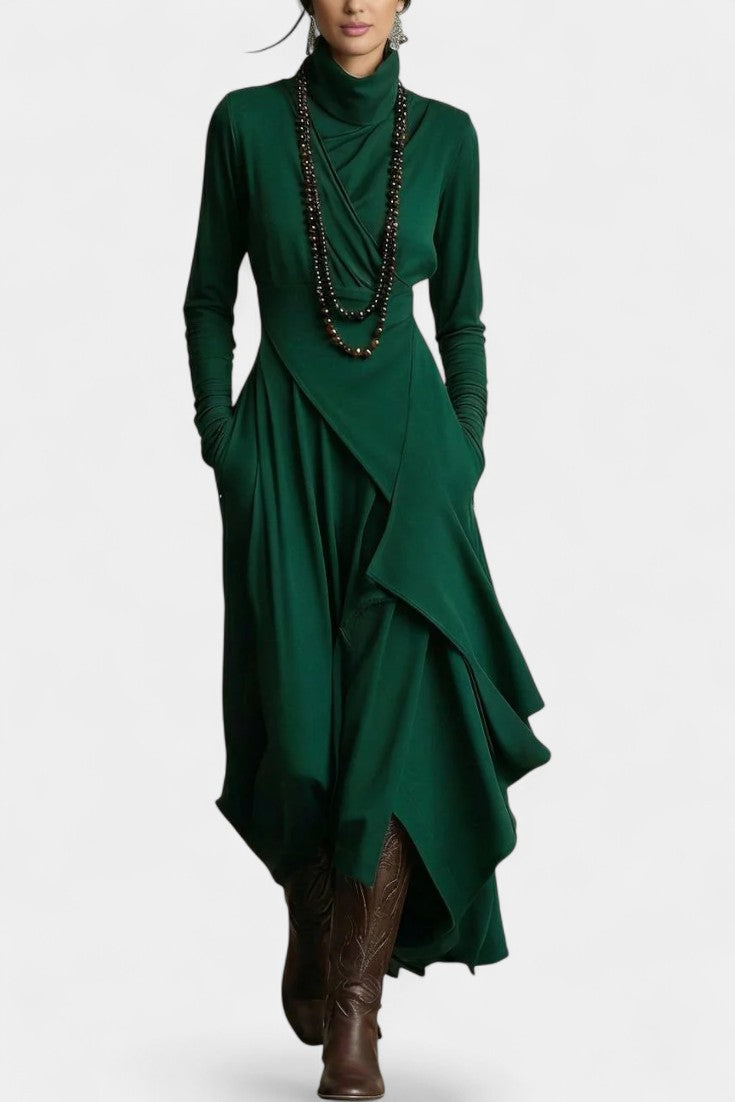 Ébeline Robe Longue Irrégulière à Col Montant d’Inspiration Gothique et Bohème