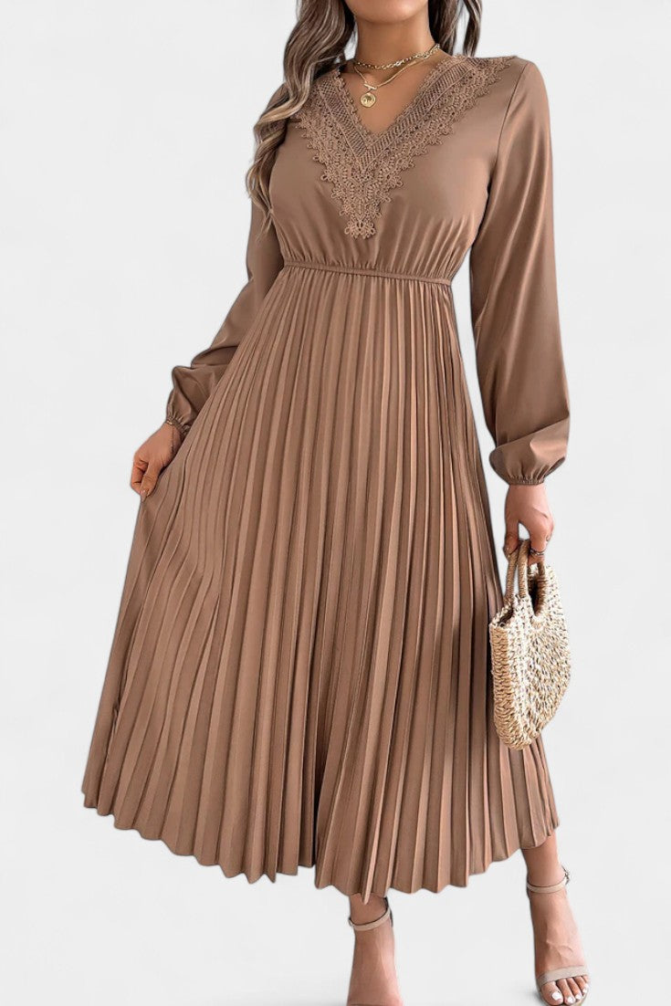 Séverine Robe Plissée en Dentelle à Manches Longues Bouffantes et Encolure en V